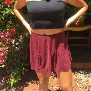 Super cute maroon velvety skirt.